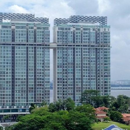 Experience The Coast - Hostahome Suites At Paragon Residence Near Downtown Johor Bahru Eksteriør bilde