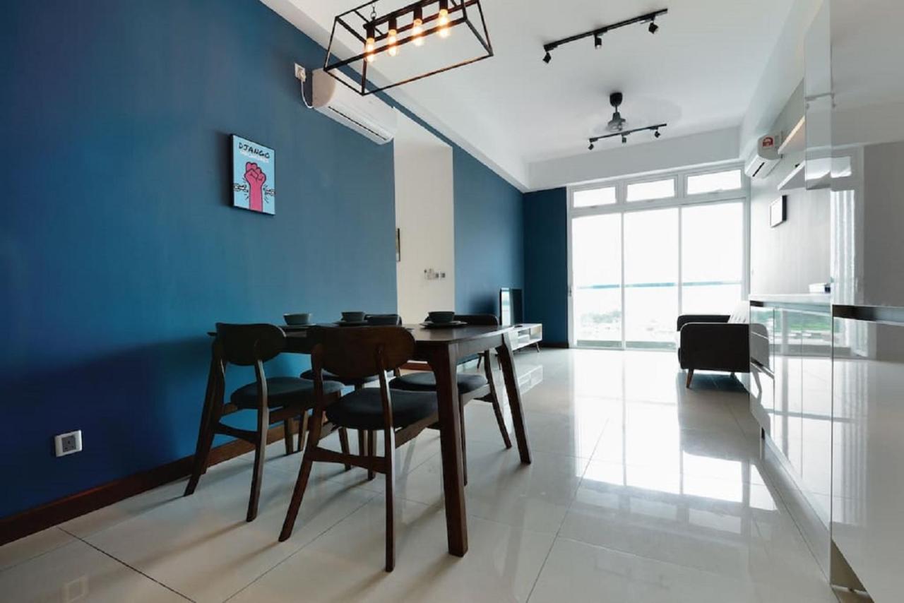 Experience The Coast - Hostahome Suites At Paragon Residence Near Downtown Johor Bahru Eksteriør bilde